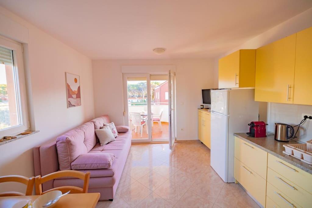 Apartment Vito, Pag Island Povljana Kültér fotó